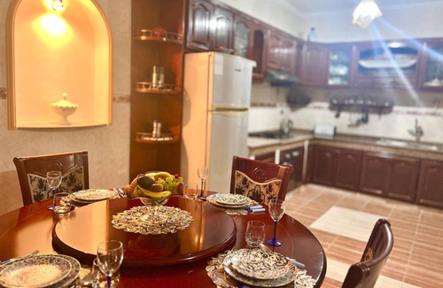 Bni Makada Apartment | Superb duplex avec vue jardin