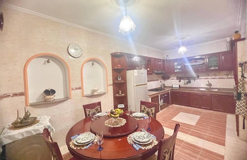 Bni Makada Apartment | Superb duplex avec vue jardin