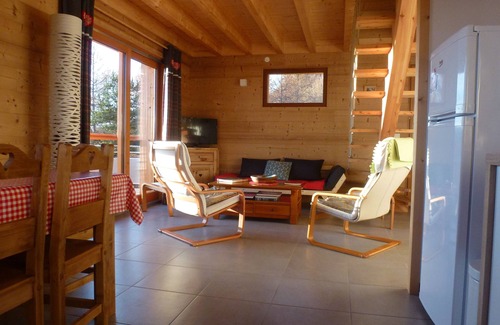 Saint-Michel-de-Chaillol Ski Chalet | Superb chalet close to the ECRINS slopes, mountain atmosphere, quiet, overlooking the valley.