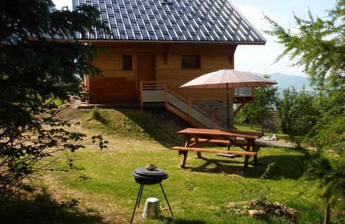 Saint-Michel-de-Chaillol Ski Chalet | Superb chalet close to the ECRINS slopes, mountain atmosphere, quiet, overlooking the valley.