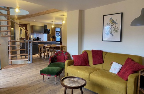 Baratier House | Superb High Alps gîte La Crémesine 130m2 6 people garden large terrace