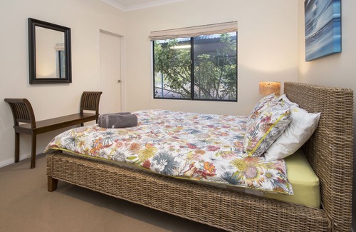 Yallingup House | Superb hilltop, secluded location set on eight acres & clear views to the coast.