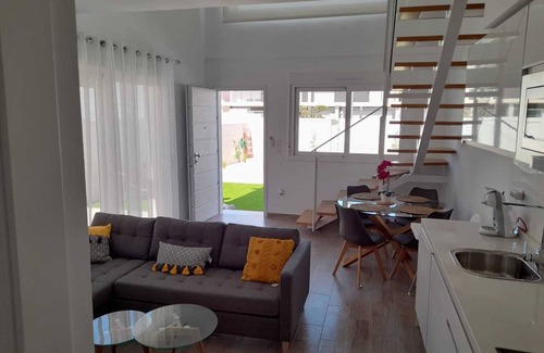 Gran Alacant Villa | Superb house * 6p with private pool & Garden & Parking *