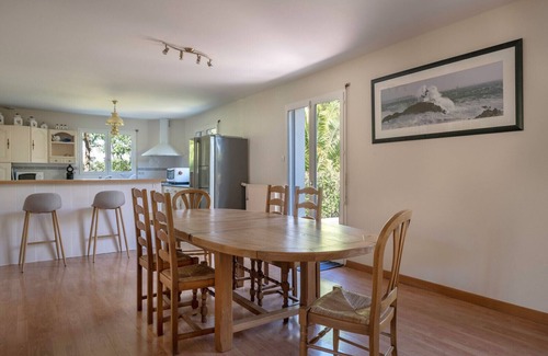 Crach Ski Chalet | Superb house for 8 in Crach with swimming pool