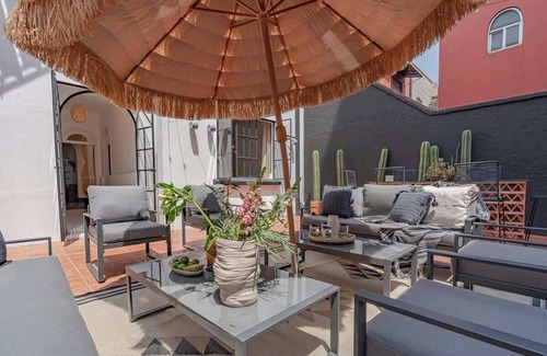 Hipodromo House | Superb house in Condesa with huge patio