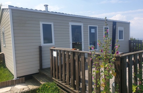 Equihen-Plage House | Superb mobile home 150m from the beach with stunning sea views!