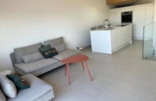 La Madrague House | Superb new designer house with panoramic sea views