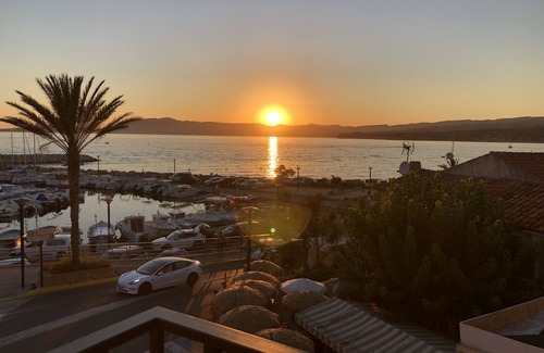 La Madrague House | Superb new designer house with panoramic sea views
