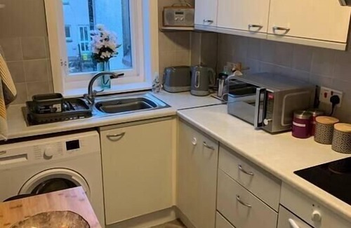 Dysart Condo | Superb One Bedroom Getaway in Dysart Kirkcaldy
