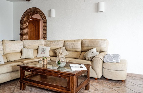 La Aljorra Cottage | superb pool and jacuzzi villa