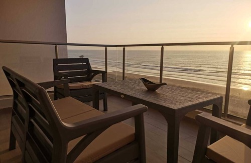 Plage des Nations Apartment | Superb sea view apartment
