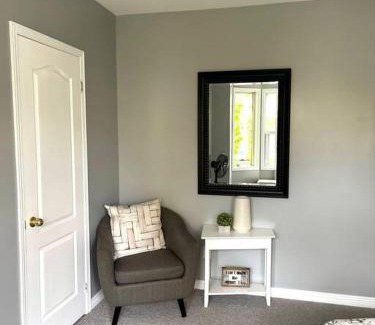 Corktown Apartment | Superb Spacious Loft Old Toronto near Distillery District