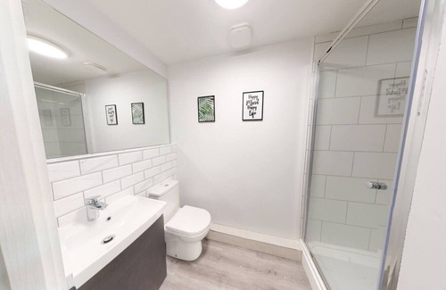 Middlesbrough Apartment | Superb Studio Apartment - 007