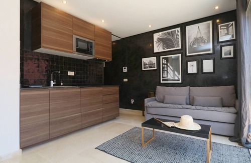 El Hara Apartment | SUPERB STUDIO WITH PRIVATE TERRACE AND POOL ACCESS