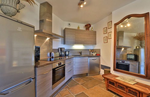 Villecroze House | Superb T3 with view in Provence - comfort - "House of the Arcades" 3 Rooms - N + 1