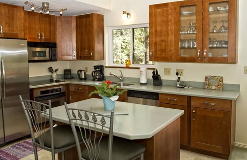 Woodland Park House | Superb Three Acre Mountain View Home for Reunions/Families
