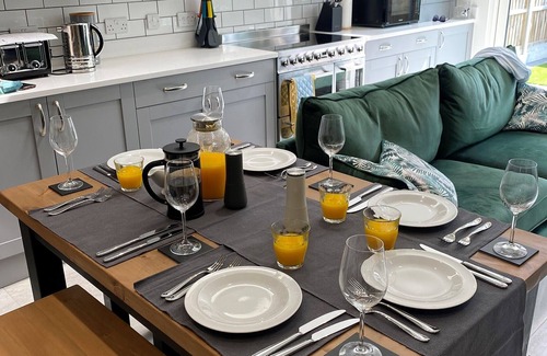 Horfield House | Superb townhouse near vibrant Gloucester Road
