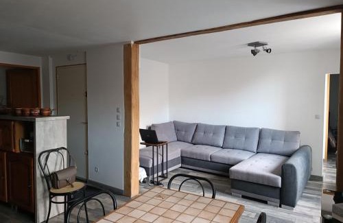 La Charite-sur-Loire Apartment | Superbe appartement F3 situé au centre ville