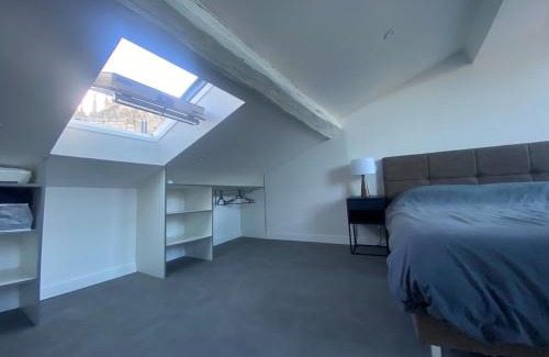 Cite Apartment | Superbe Appartement Atypique Combles - Neuf avec Vue