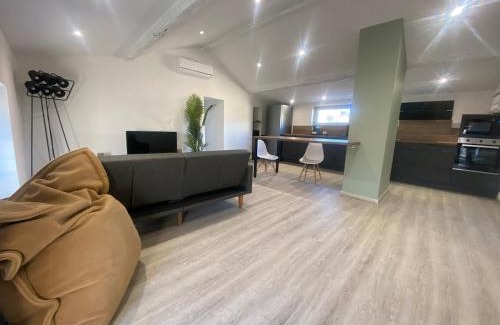 Cite Apartment | Superbe Appartement Atypique Combles - Neuf avec Vue