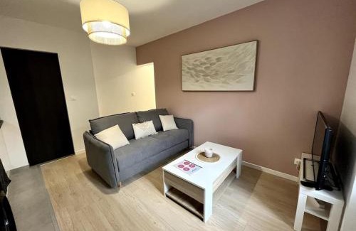Alpes-Romans Apartment | Superbe appartement au Centre ville/Balcon