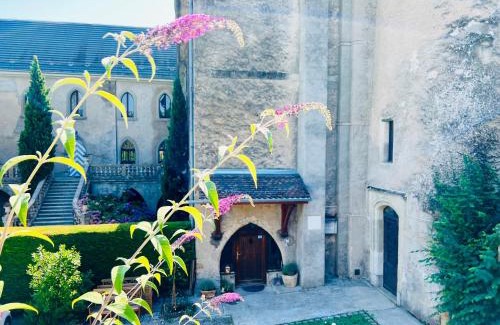 Lugrin Apartment | Superbe appartement au château d'Allaman de 80m2