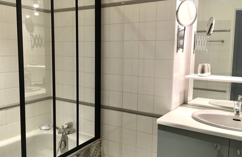 Les Angles Condo | Superbe Appartement a 2 pas D'avignon