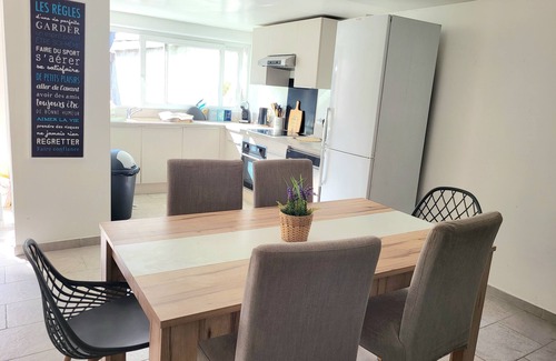 Longjumeau House | Superbe Appartement Avec Parking Sécurisé à 20 Minutes de Paris