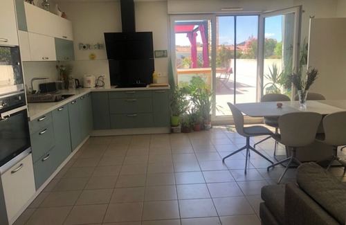 La Joliette Apartment | Superbe Appartement, Grande Terrasse, Jacuzzi et Vues