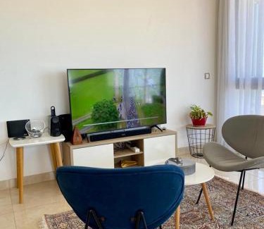 Plage des Nations Apartment | Superbe appartement Front de mer Prestigia
