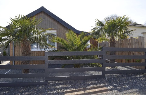 Saint-Come-de-Fresne Ski Chalet | Superbe Chalet Aloha en Face des Plages du Débarquement