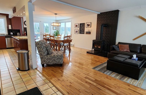 Saint-Calixte Ski Chalet | Superbe Chalet Familial Avec 3 Chambres 8 Personnes Citq#300813