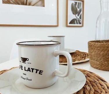 Quartier des Eaux-Claires Apartment | Superbe: parking gratuit + wifi puissant + balcon