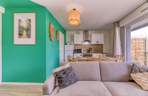 Quartier des Eaux-Claires Apartment | Superbe : parking gratuit + fibre wifi + balcon