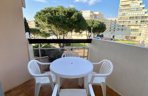 Le Port Apartment | Superbe Studio Cabine en Bord de Marina