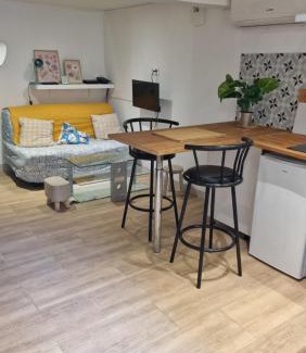 Pamiers Apartment | SUPERBE Studio avec coin nuit TOUT EQUIPE !