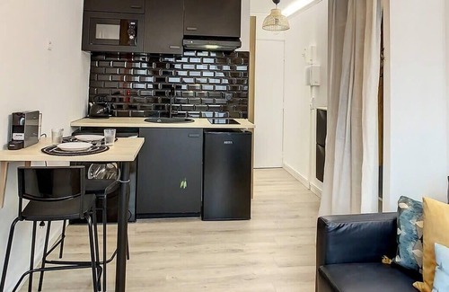Amiens Apartment | Superbe studio cosy rénové centre-ville 2 pers