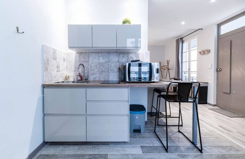 Vieux Vichy Apartment | Superbe studio dans immeuble classé
