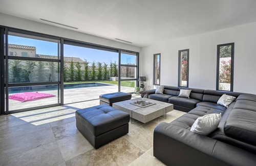 Puyvert House | Superbe Villa Moderne au Pied du Luberon
