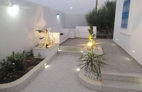 Medenine Villa | Superbe Villa Standing a Djerba Centre Ville Midoune
