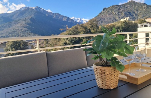 Corte Apartment | Superbly 6 person apartment with covered terrace, mountain and citadel view