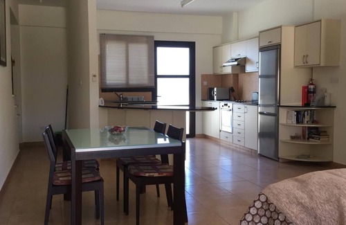 Paphos Apartment | Superbly located 2 Bed Paphos Penthouse with Sea Views from Private Roof Terrace