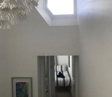 Tenby House | Superbly located Tenby cottage