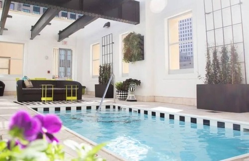 Central Business District Resort | Superbowl Perfect ResortnWalking distance to Superdome and Bourbon St