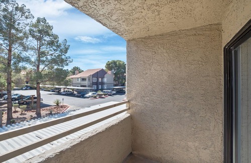 Spring Valley Apartment | Superhost 5 Star ⭐️ Service Spacious 1 Bedroom