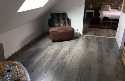 Bruyeres-et-Montberault House | superior double room 'G'