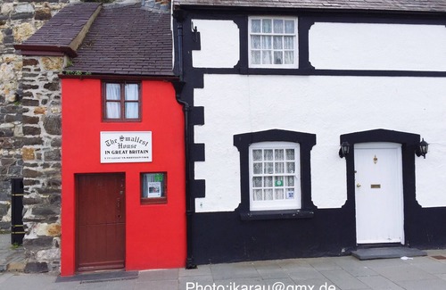 Conwy Apartment | Superior Apartment within the walls of the stunning World Heritage Site of Conwy