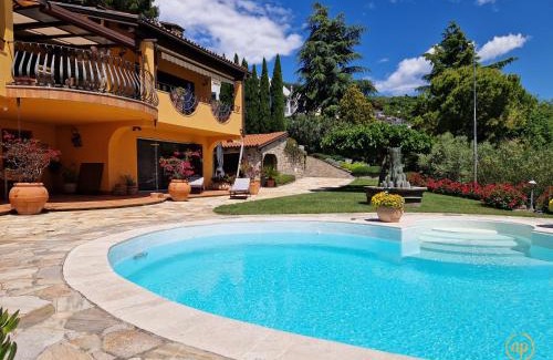 Portoroz Apartment | Superior Apartment Wisteria with Pool