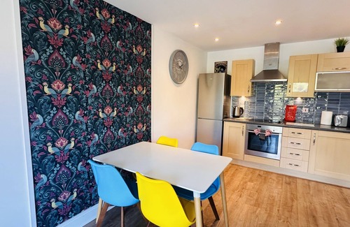 Derby Apartment | Superior Apartment with Balcony