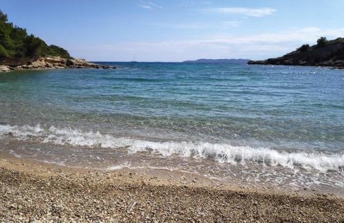 Agios Emilianos Apartment | Superior Beachfront Apartment in Aghios Emilianos - Porto Heli